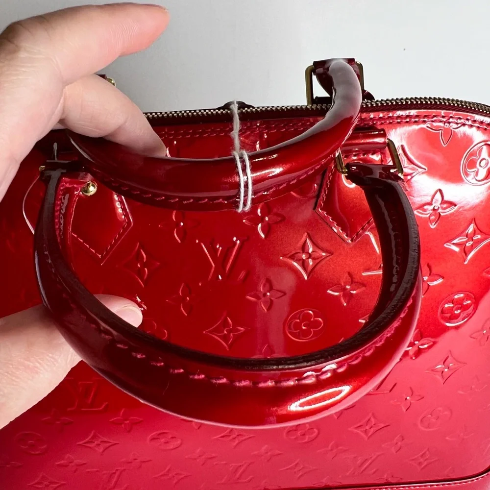 Louis Vuitton Vernis Alma Gm - Picture 12 of 15